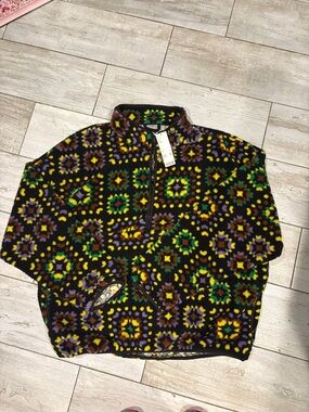 [BDG] Half-Zip Fleece Pullover With Pattern - Size XXL NWT